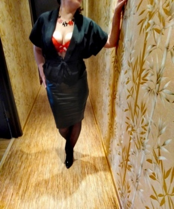 Полина, 46 лет, 3 размер груди